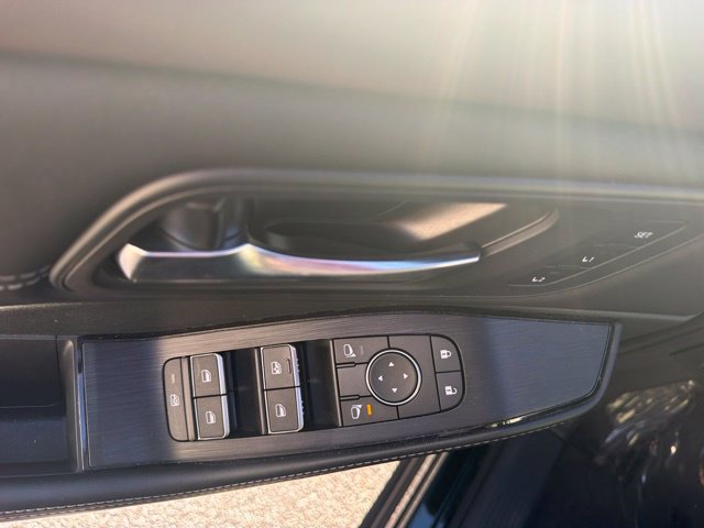 Used 2023 Nissan Rogue SL AWD/4WD image 21