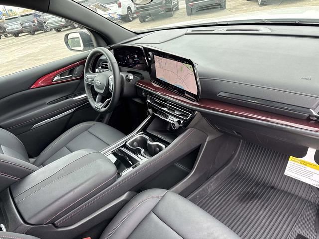 Used 2025 Chevrolet Traverse Z71 w/ Driver Confidence Package image 32