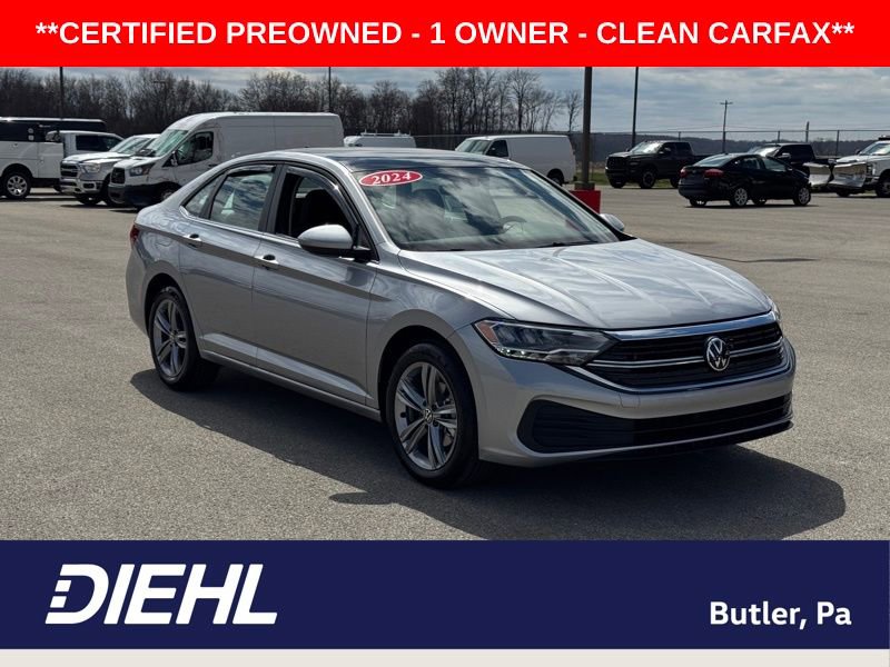 Used 2024 Volkswagen Jetta SE image 1