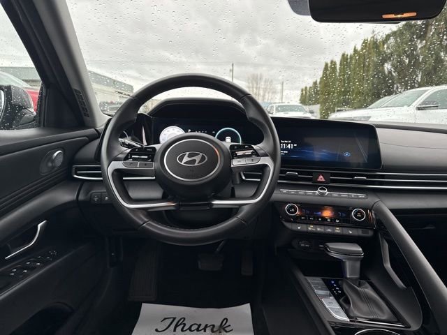 Used 2024 Hyundai Elantra Limited image 20