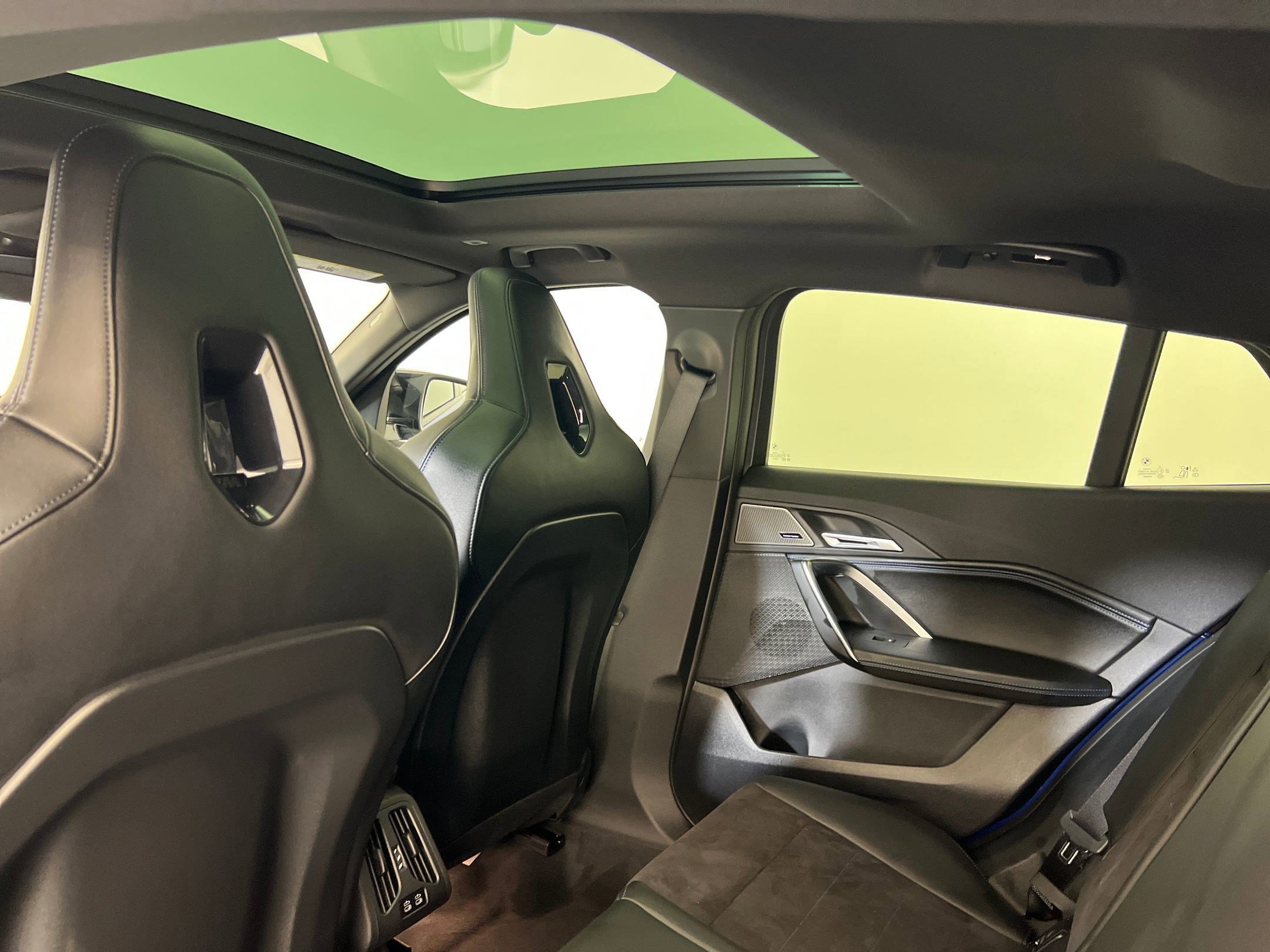 Used 2026 BMW X2 M35i w/ Technology Package image 34