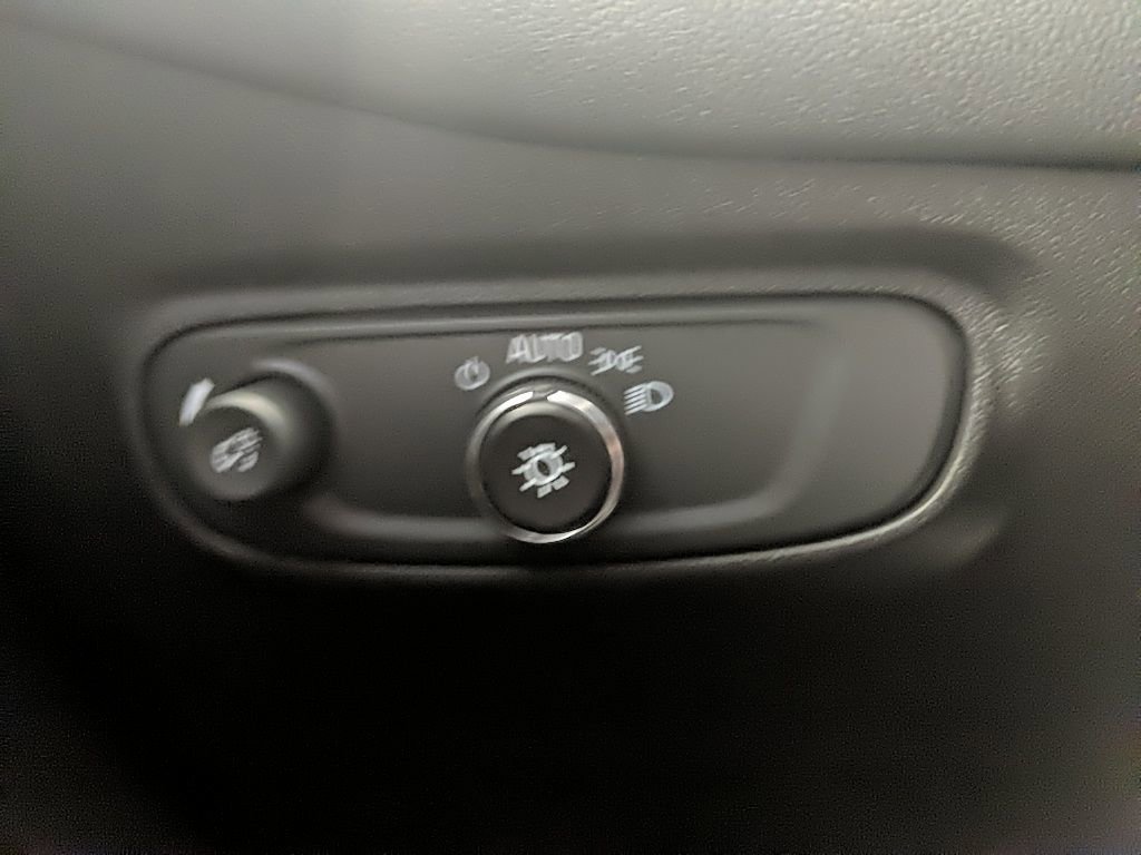 Used 2022 Chevrolet Equinox LT image 23