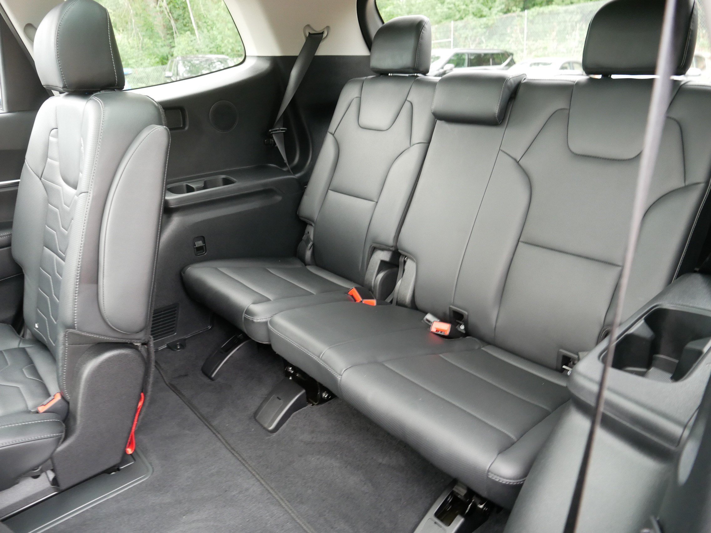 Certified 2021 Kia Telluride SX w/ SX Prestige Package AWD/4WD image 37