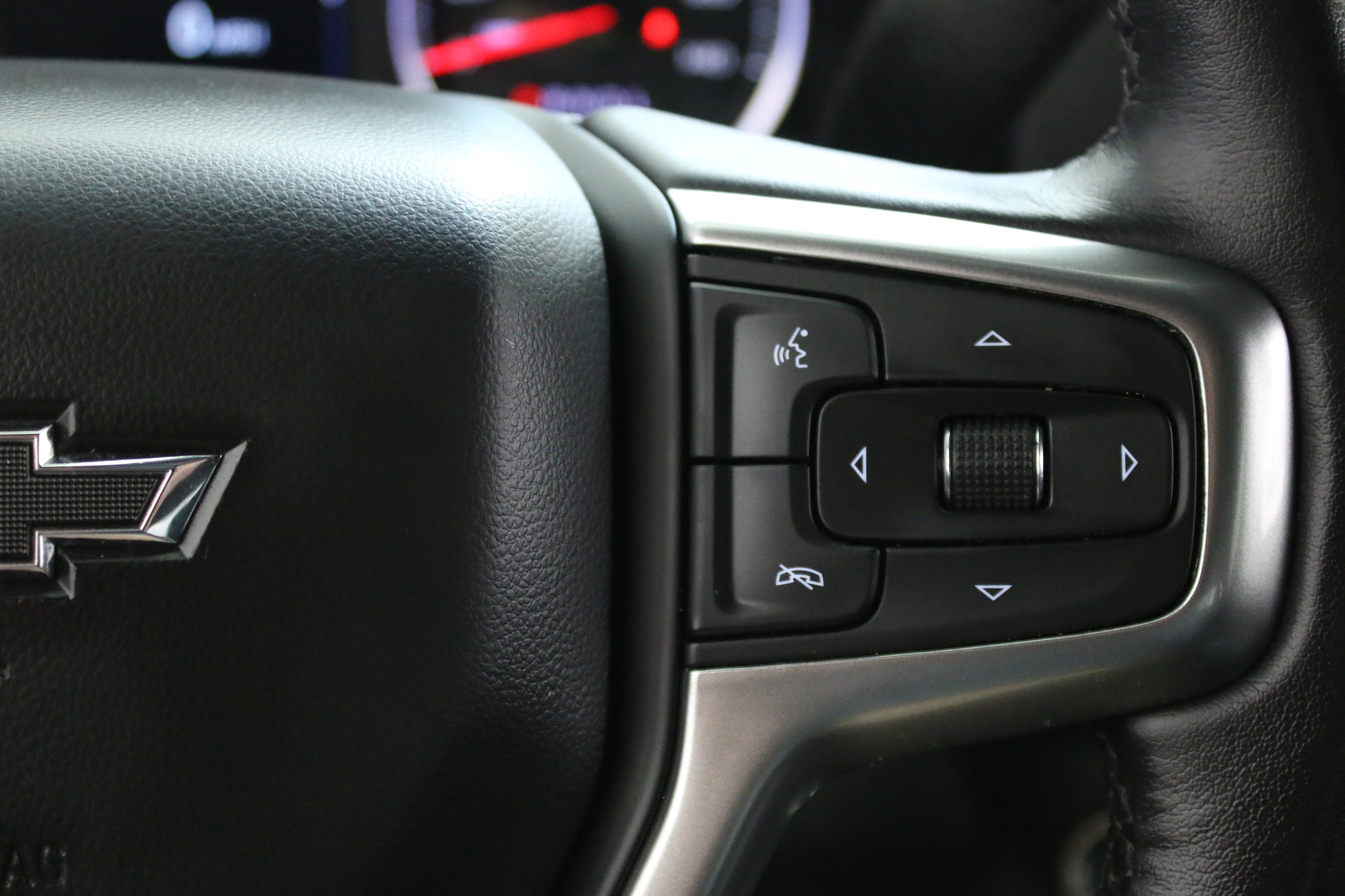 Used 2020 Chevrolet Silverado 1500 RST image 16