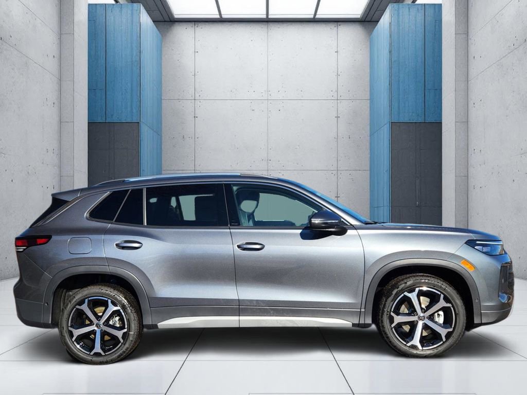 New 2026 Volkswagen Tiguan SE image 23