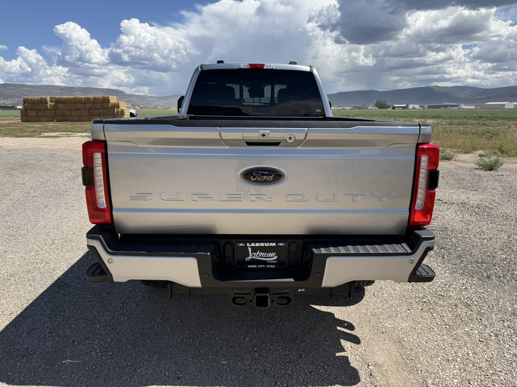 Used 2024 Ford F350 Lariat w/ Lariat Ultimate Package AWD/4WD image 6