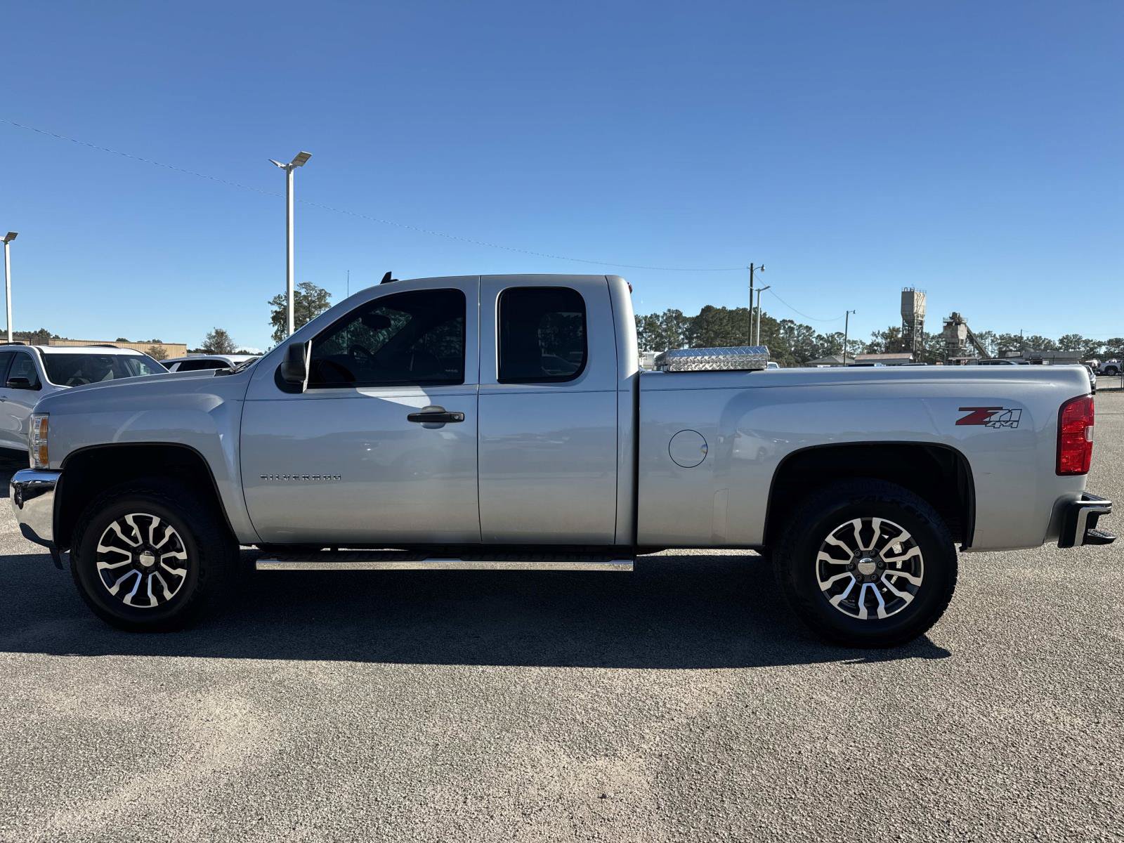 Used 2013 Chevrolet Silverado 1500 LT w/ All-Star Edition AWD/4WD image 7