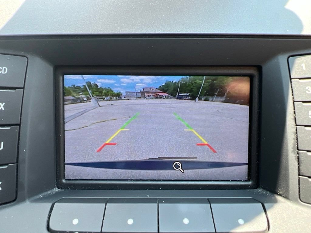 Used 2016 Ford Taurus SE FWD image 27