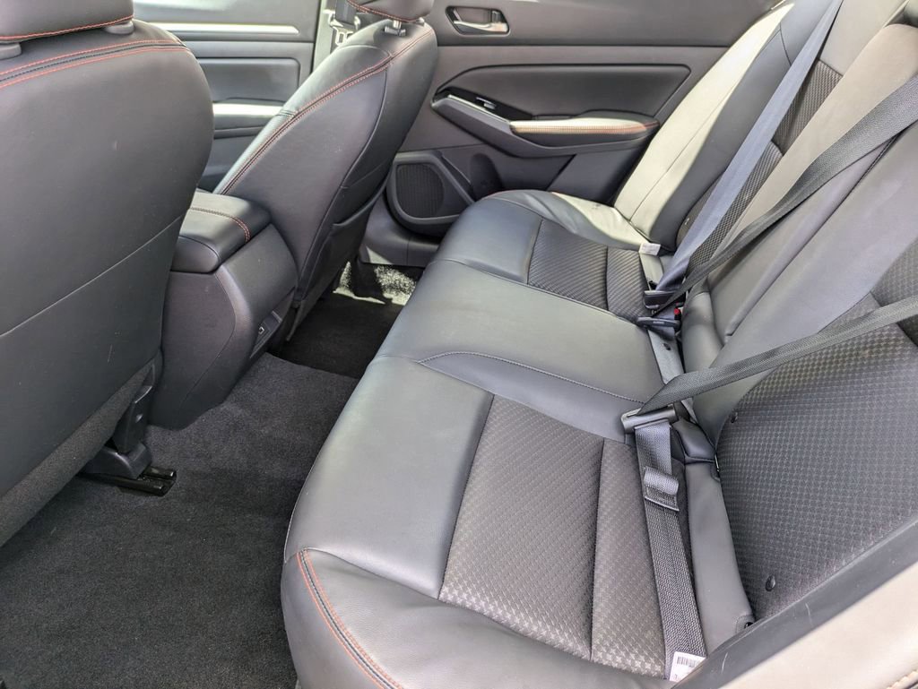 Used 2025 Nissan Altima 2.5 SR image 27