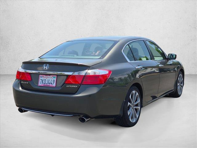 Used 2015 Honda Accord Sport image 5
