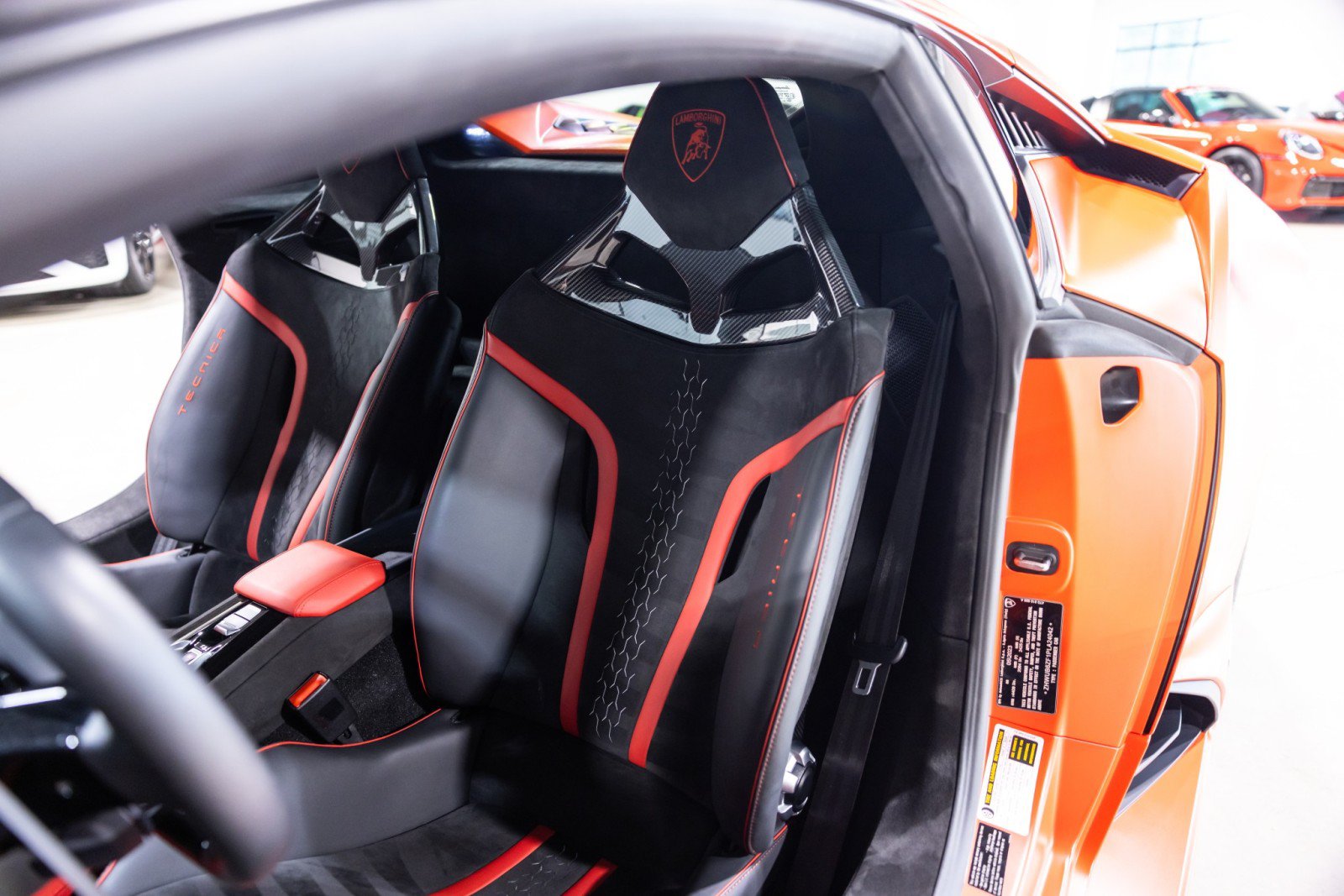 Used 2023 Lamborghini Huracan Tecnica RWD image 37