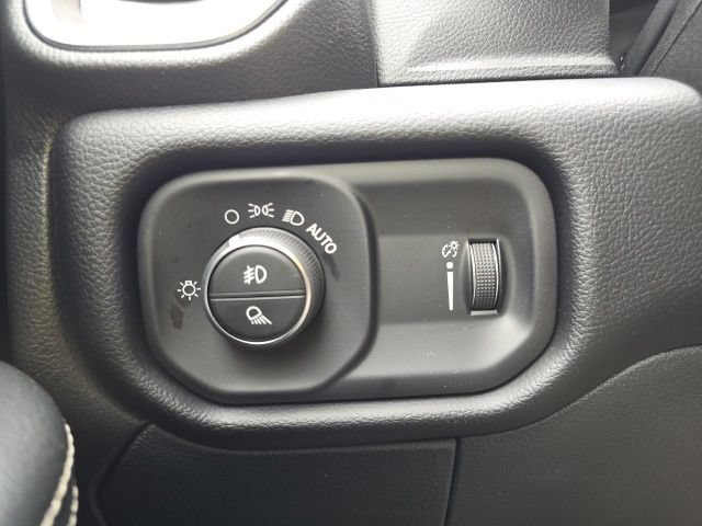Certified 2026 RAM 2500 Big Horn AWD/4WD image 12