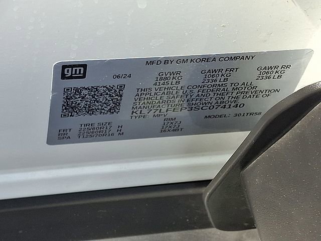 Used 2025 Chevrolet Trax LS image 28