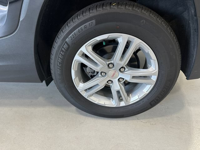 Used 2023 GMC Terrain SLE FWD image 14