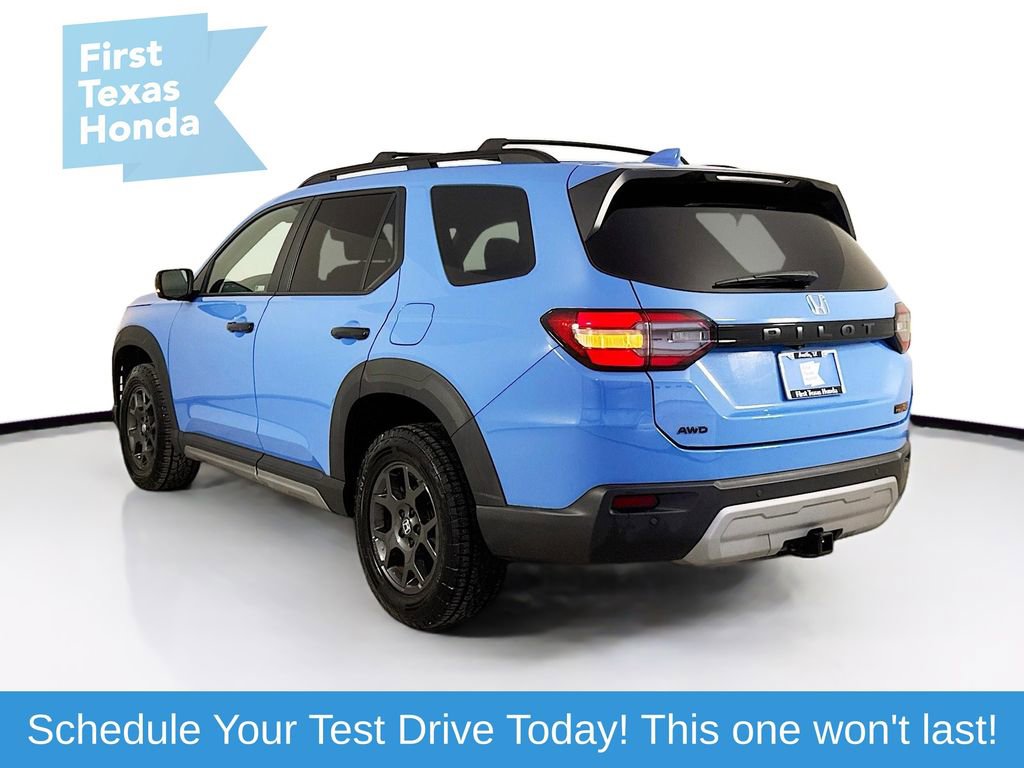 Used 2023 Honda Pilot TrailSport image 5
