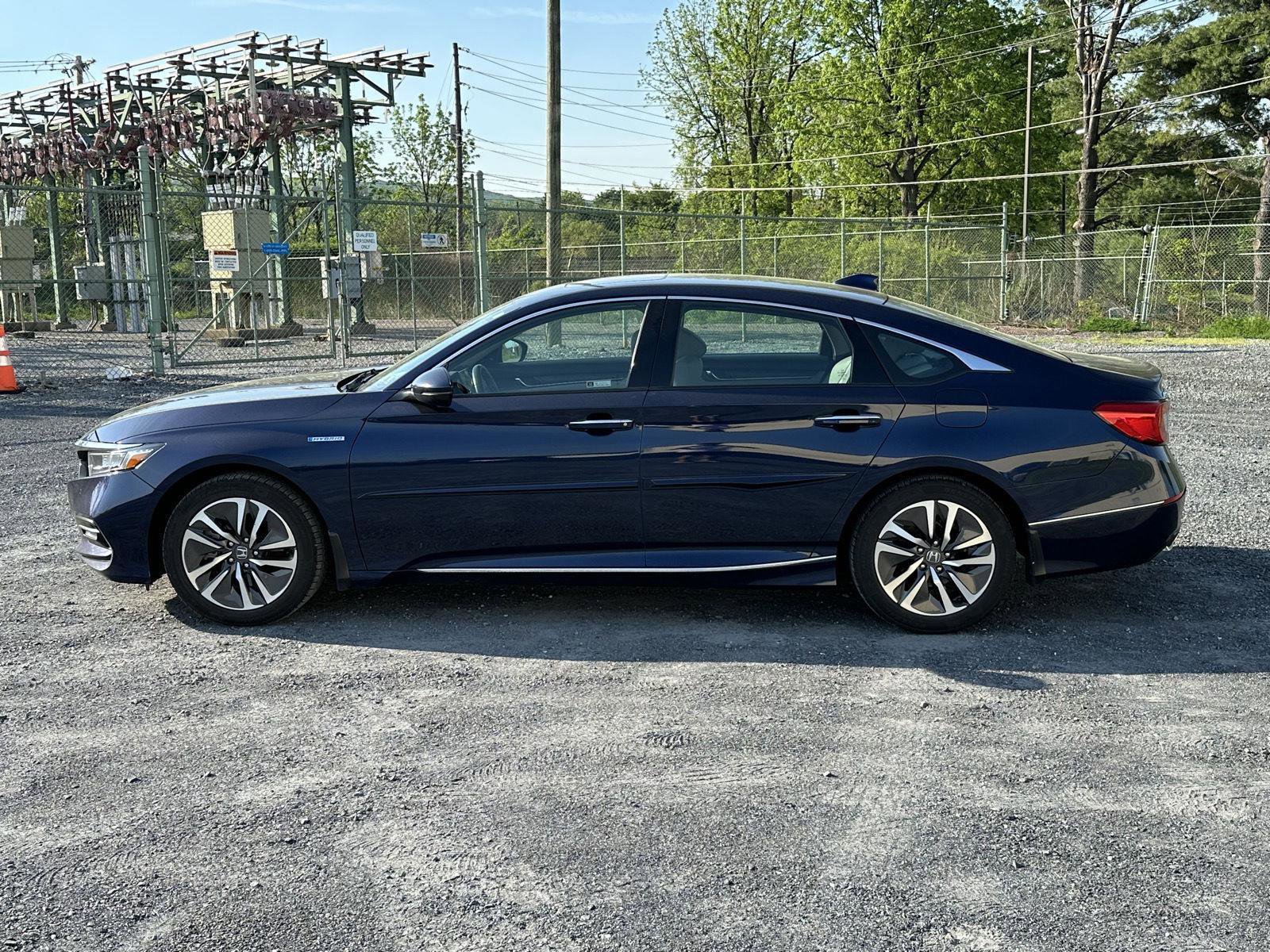 Used 2020 Honda Accord Touring image 5