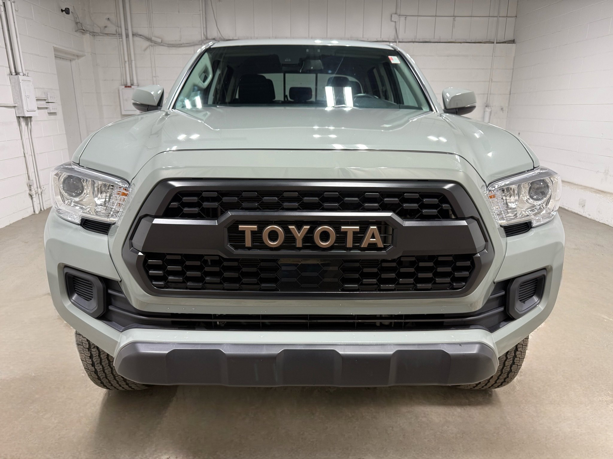 Used 2023 Toyota Tacoma 4x4 Double Cab w/ Trail Edition image 2