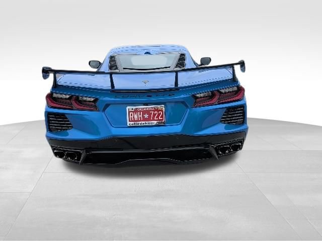 Used 2025 Chevrolet Corvette Stingray Coupe w/ 1LT RWD image 4