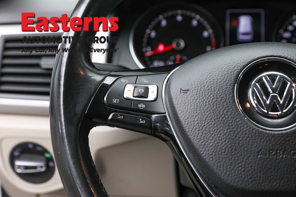 Used 2019 Volkswagen Atlas SE w/ Towing Package image 15