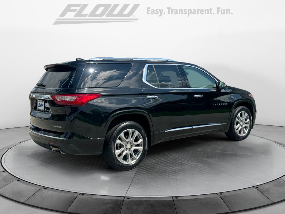 Used 2021 Chevrolet Traverse Premier AWD/4WD image 9