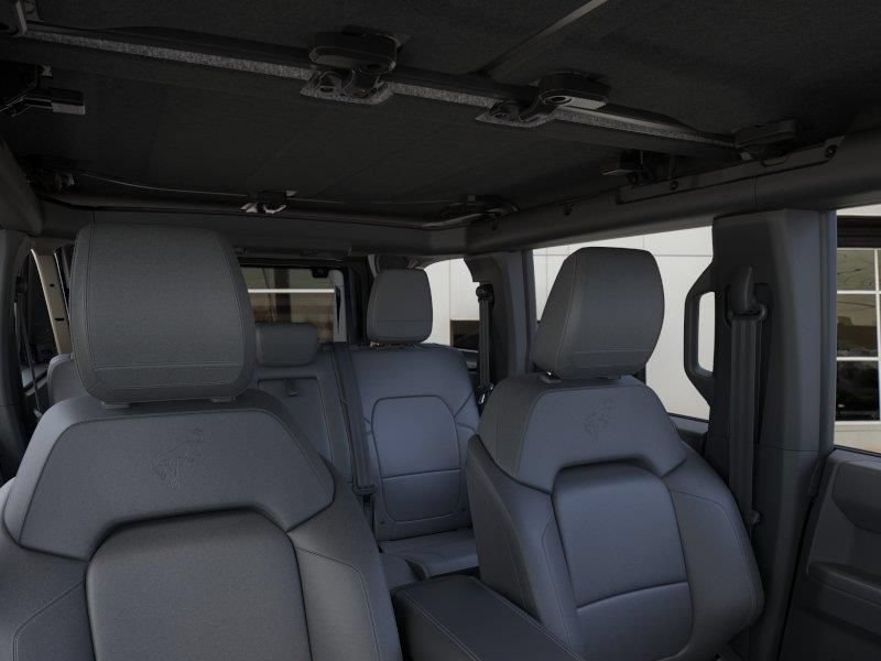 New 2026 Ford Bronco Outer Banks w/ Sasquatch Package AWD/4WD image 16