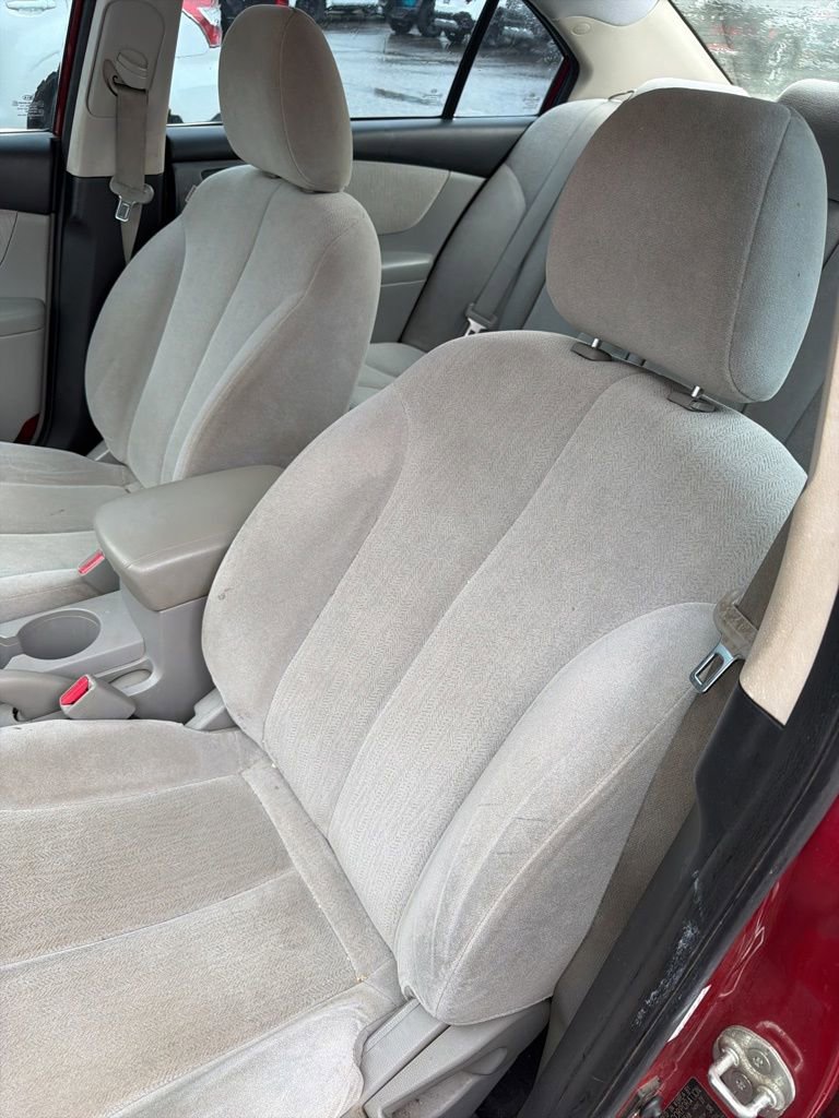 Used 2010 Kia Optima LX FWD image 2