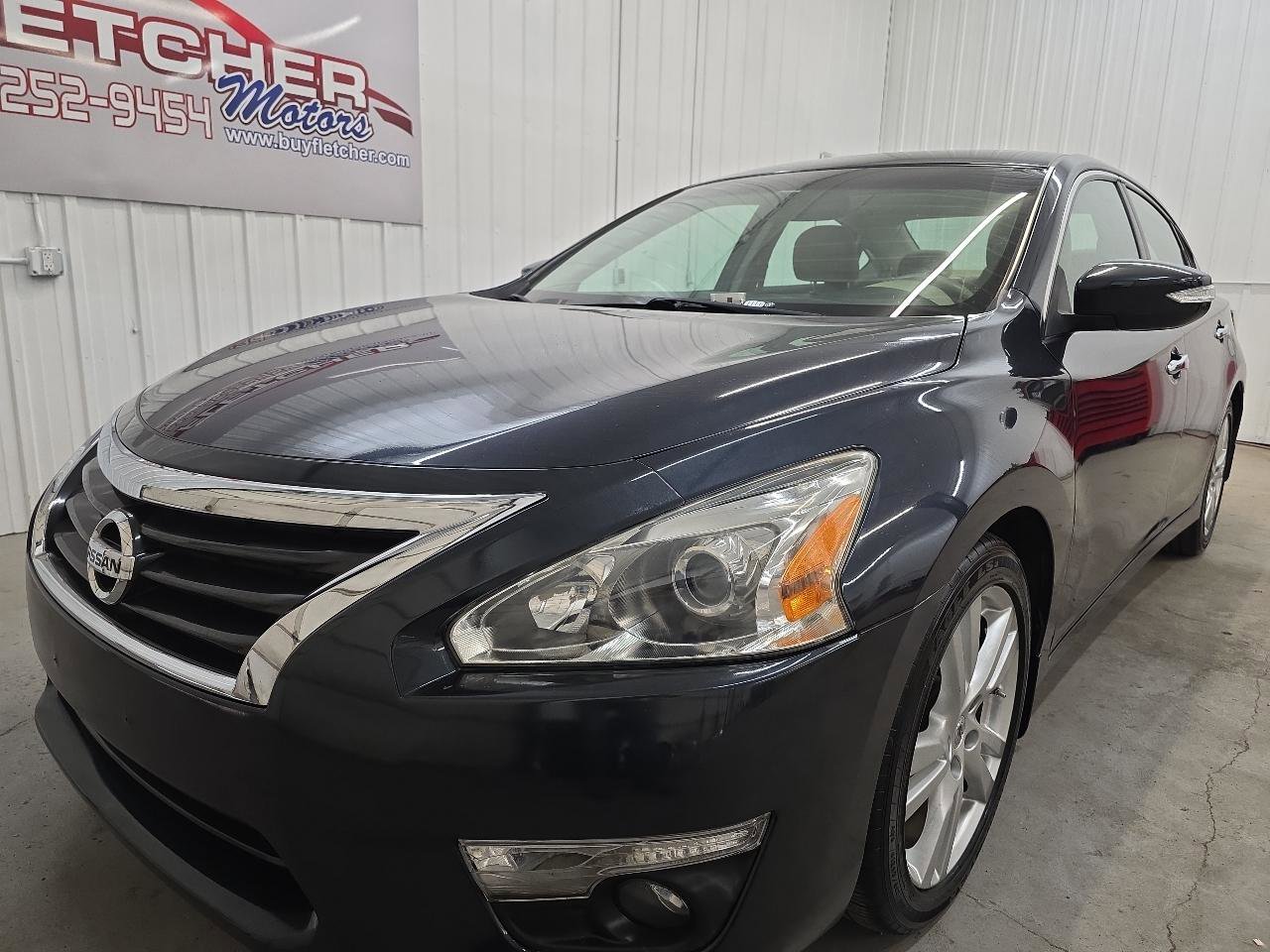 Used 2015 Nissan Altima 3.5 SL image 4