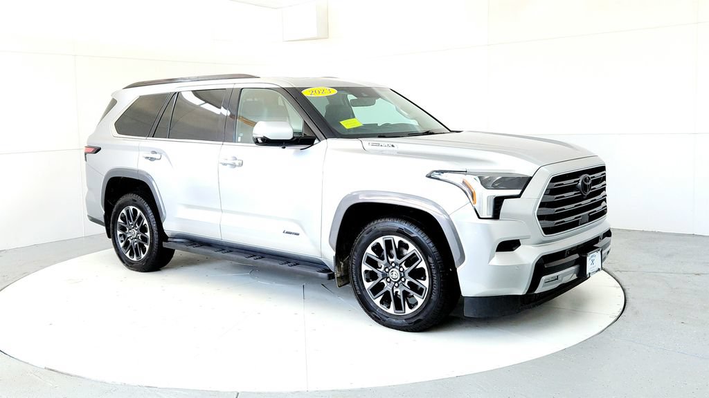 Used 2023 Toyota Sequoia Limited AWD/4WD image 7