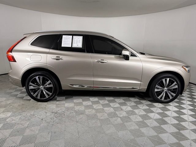 Used 2023 Volvo XC60 B5 Plus w/ Protection Package Premier FWD image 9