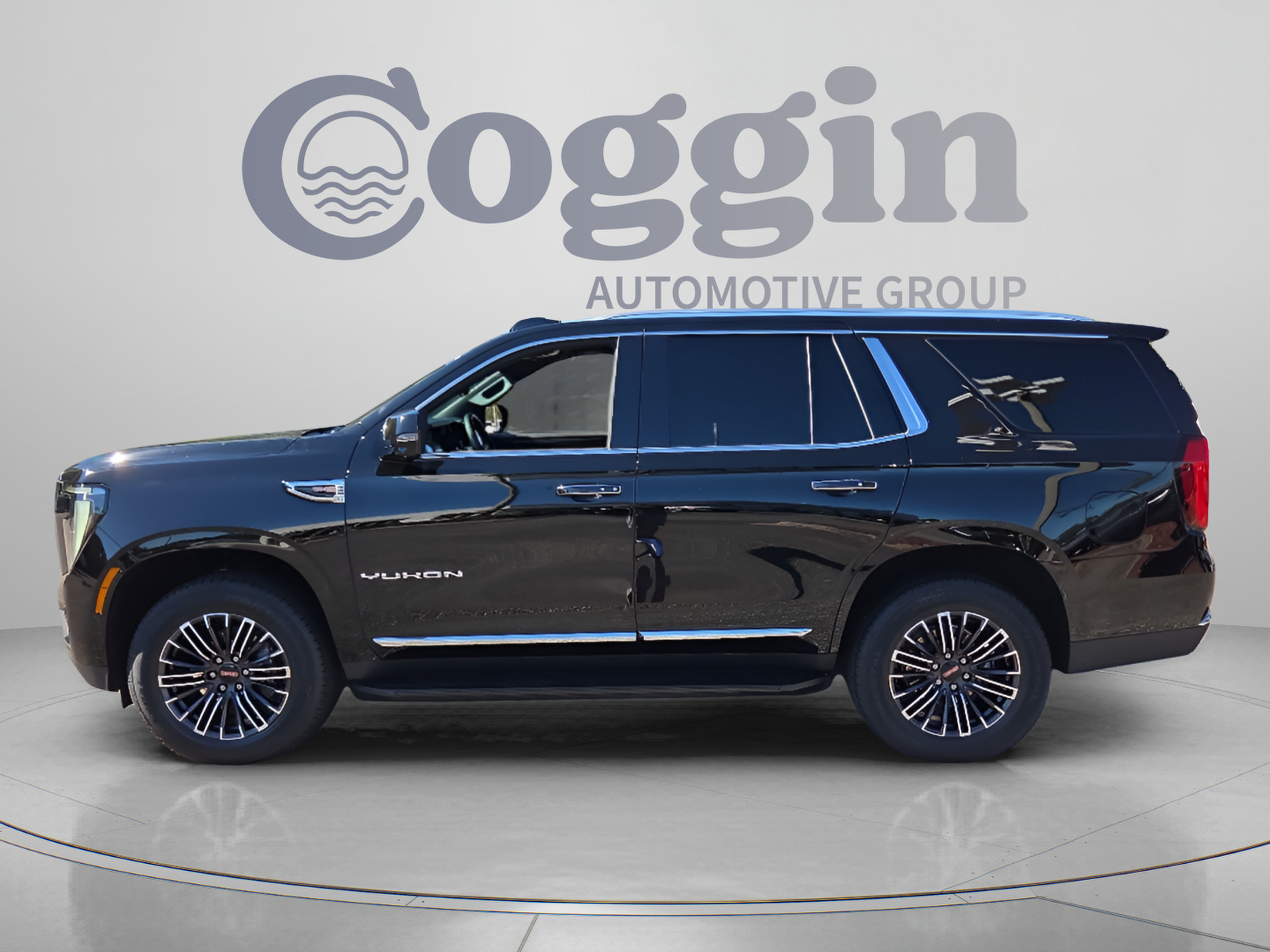 Certified 2025 GMC Yukon Elevation AWD/4WD image 2