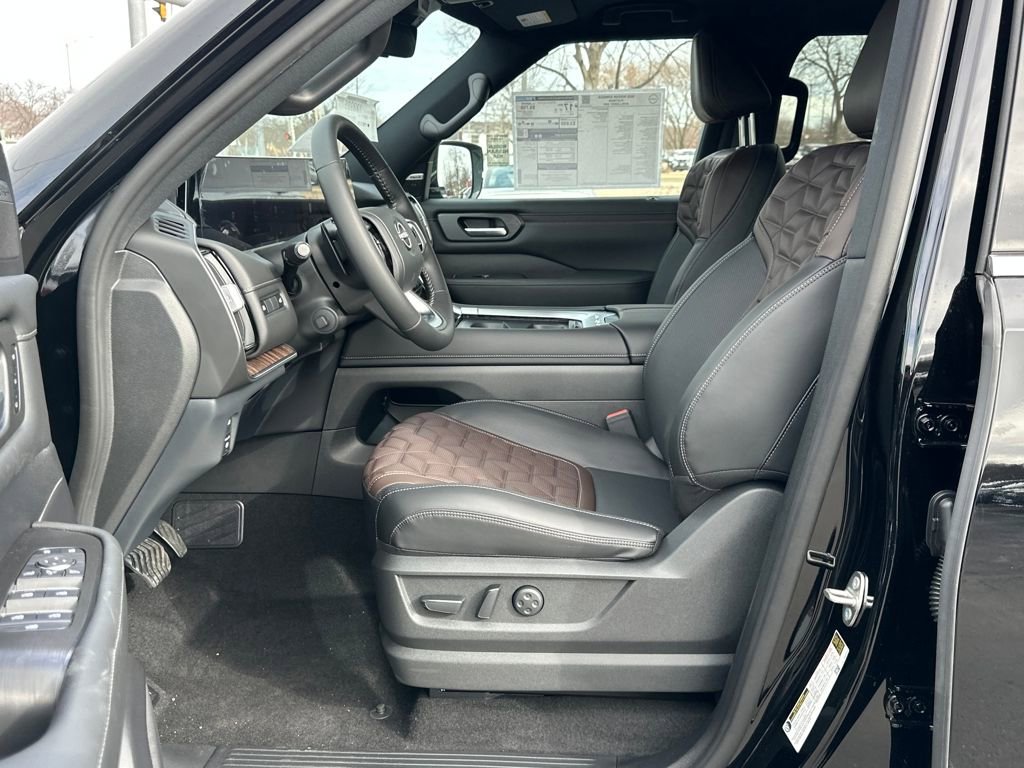 New 2026 Nissan Armada Platinum image 9