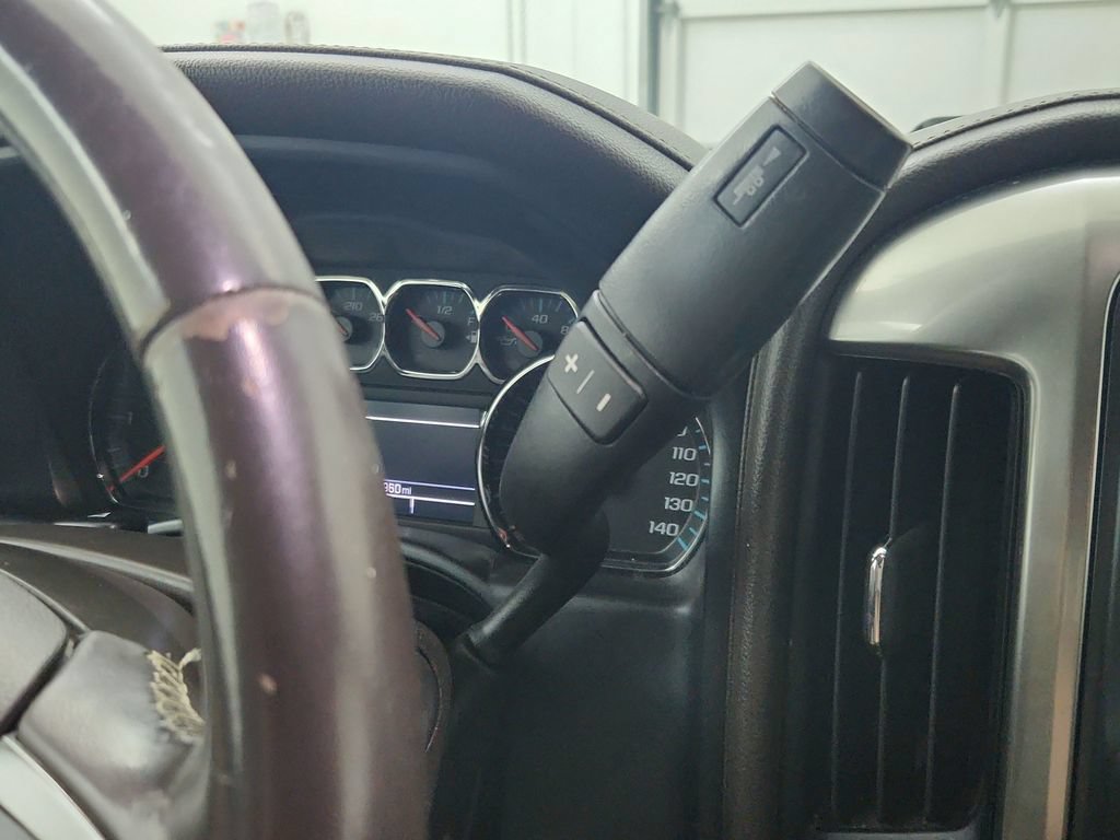 Used 2018 Chevrolet Silverado 1500 LTZ w/ Sport Package AWD/4WD image 30