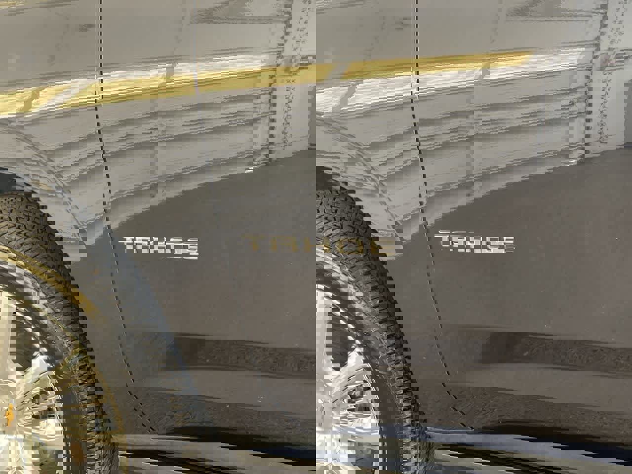 Used 2024 Chevrolet Tahoe High Country w/ Premium Package image 10