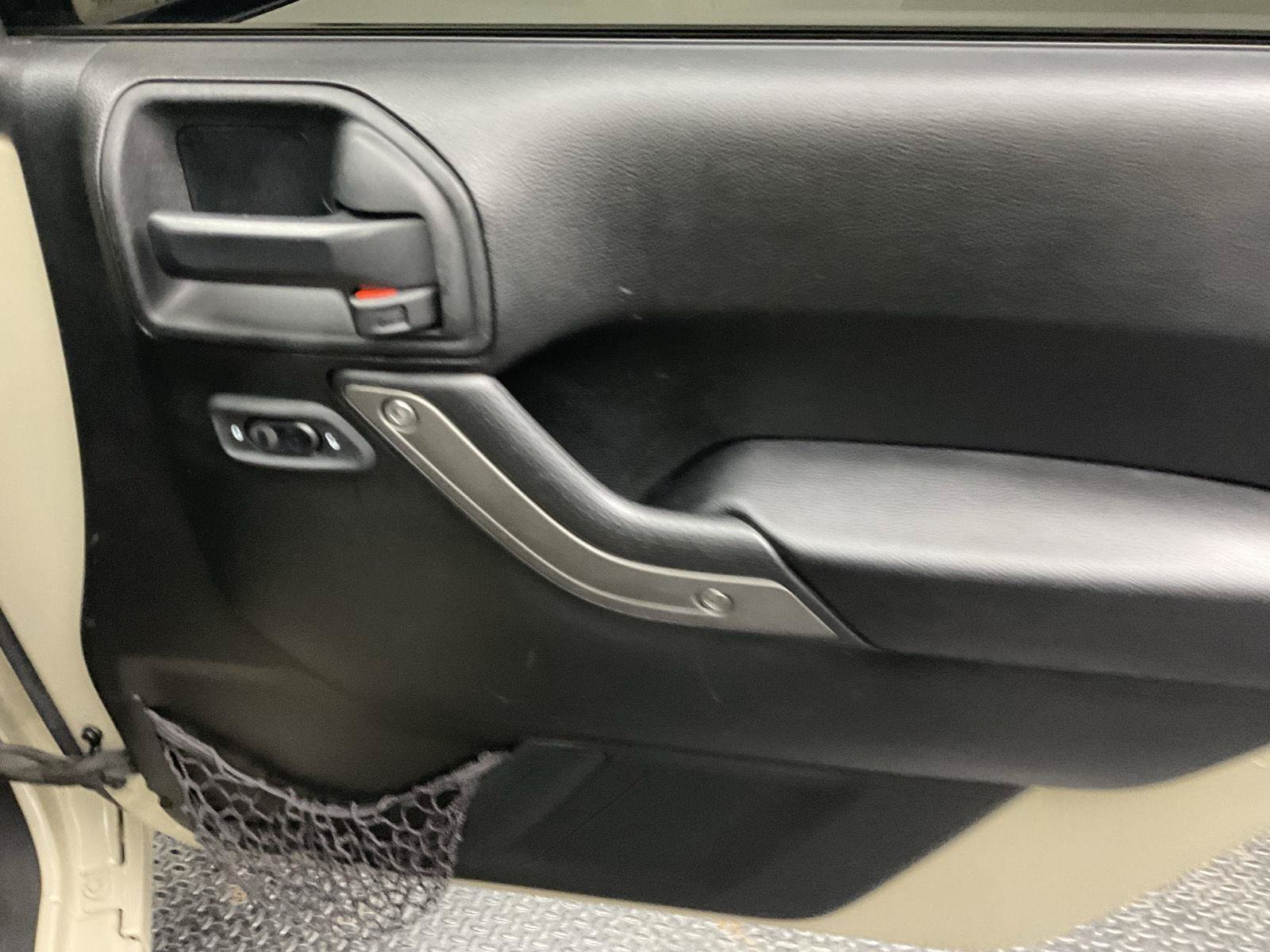 Used 2018 Jeep Wrangler Unlimited Sport S AWD/4WD image 22