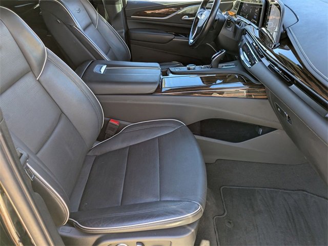 Used 2023 Cadillac Escalade Premium Luxury image 27