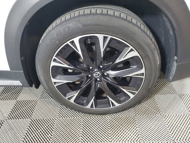 Certified 2024 MAZDA CX-90 Plug-In Hybrid w/ Premium Plus AWD/4WD image 11