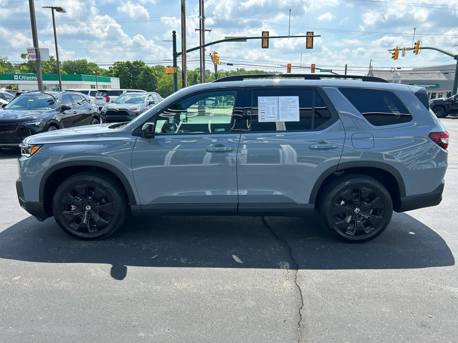 Used 2026 Honda Pilot Black Edition image 14