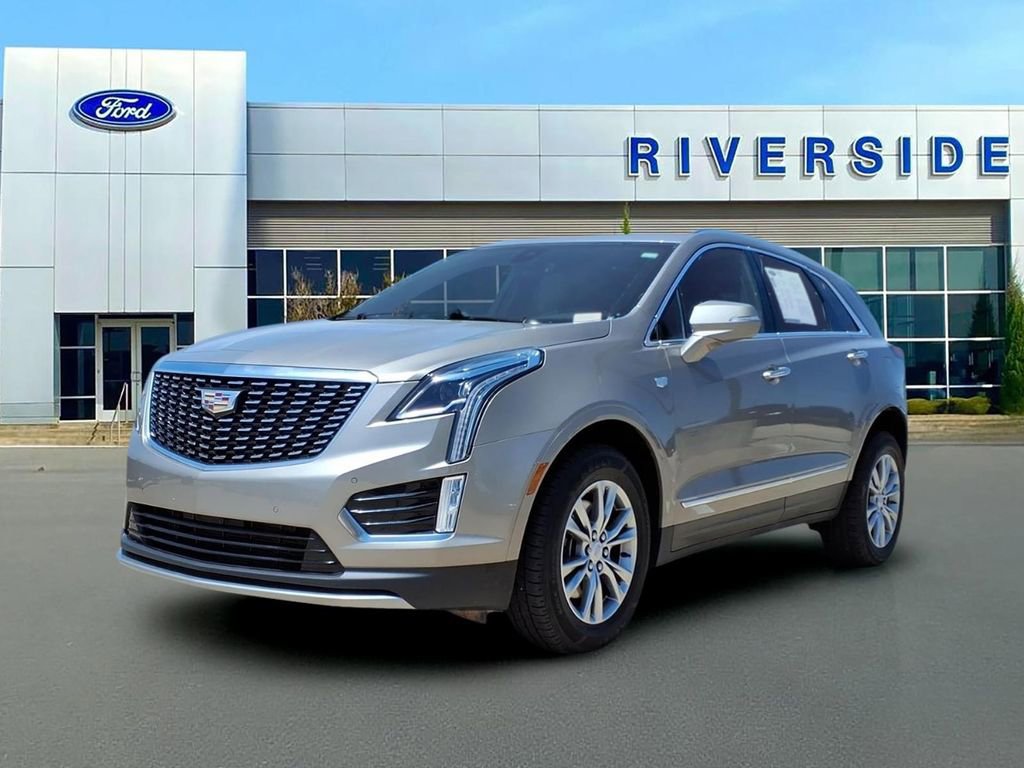 Used 2022 Cadillac XT5 Premium Luxury w/ LPO, Floor Liner Package AWD/4WD image 3