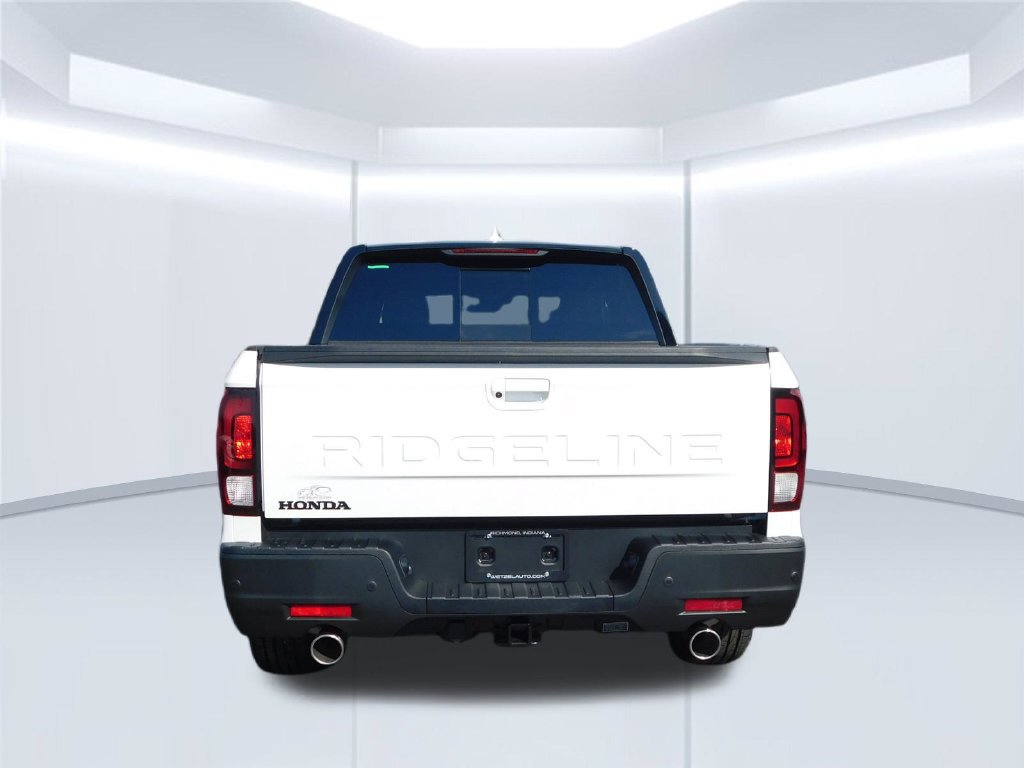 New 2026 Honda Ridgeline Black Edition image 4
