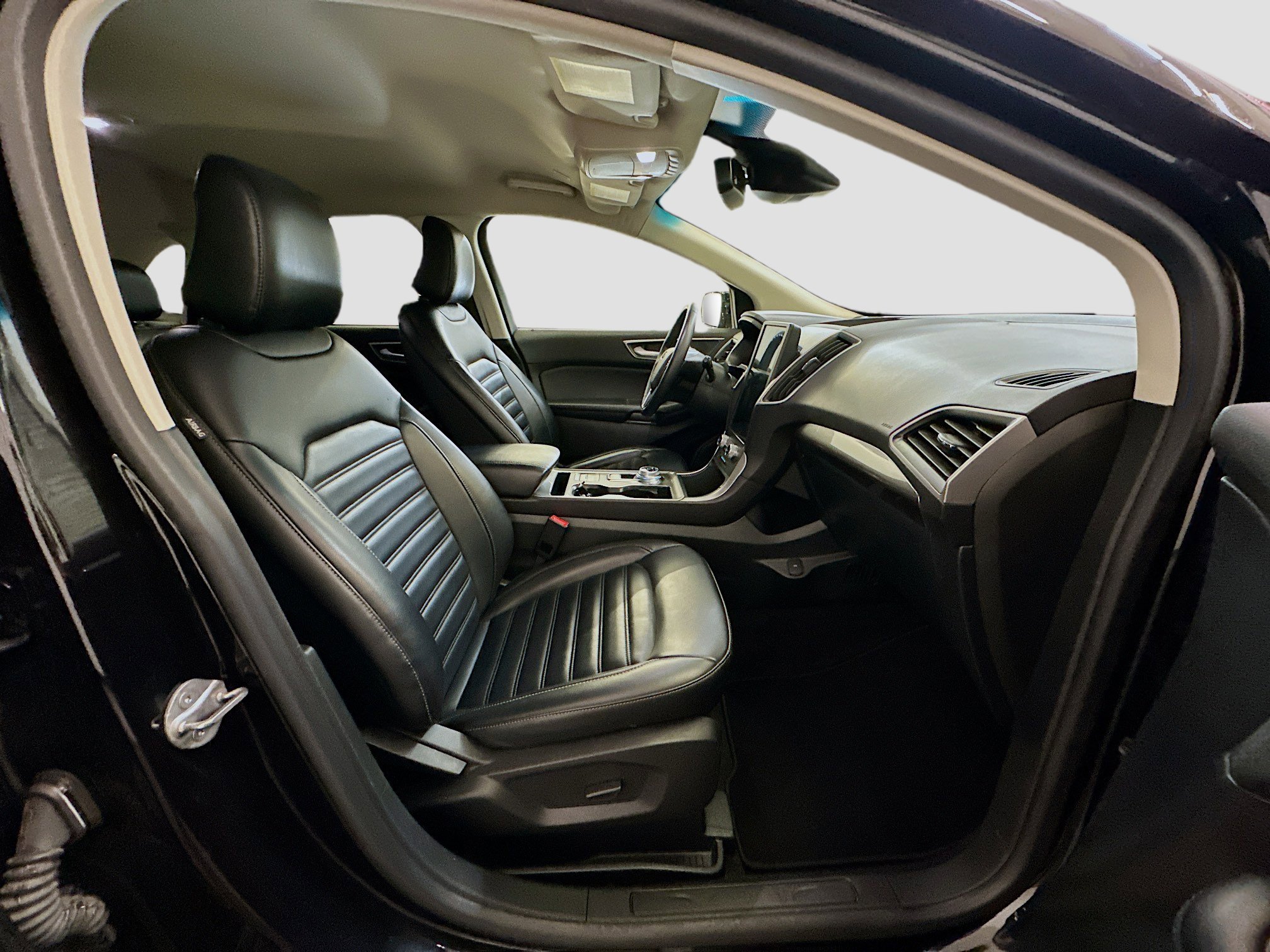 Used 2024 Ford Edge SEL image 31