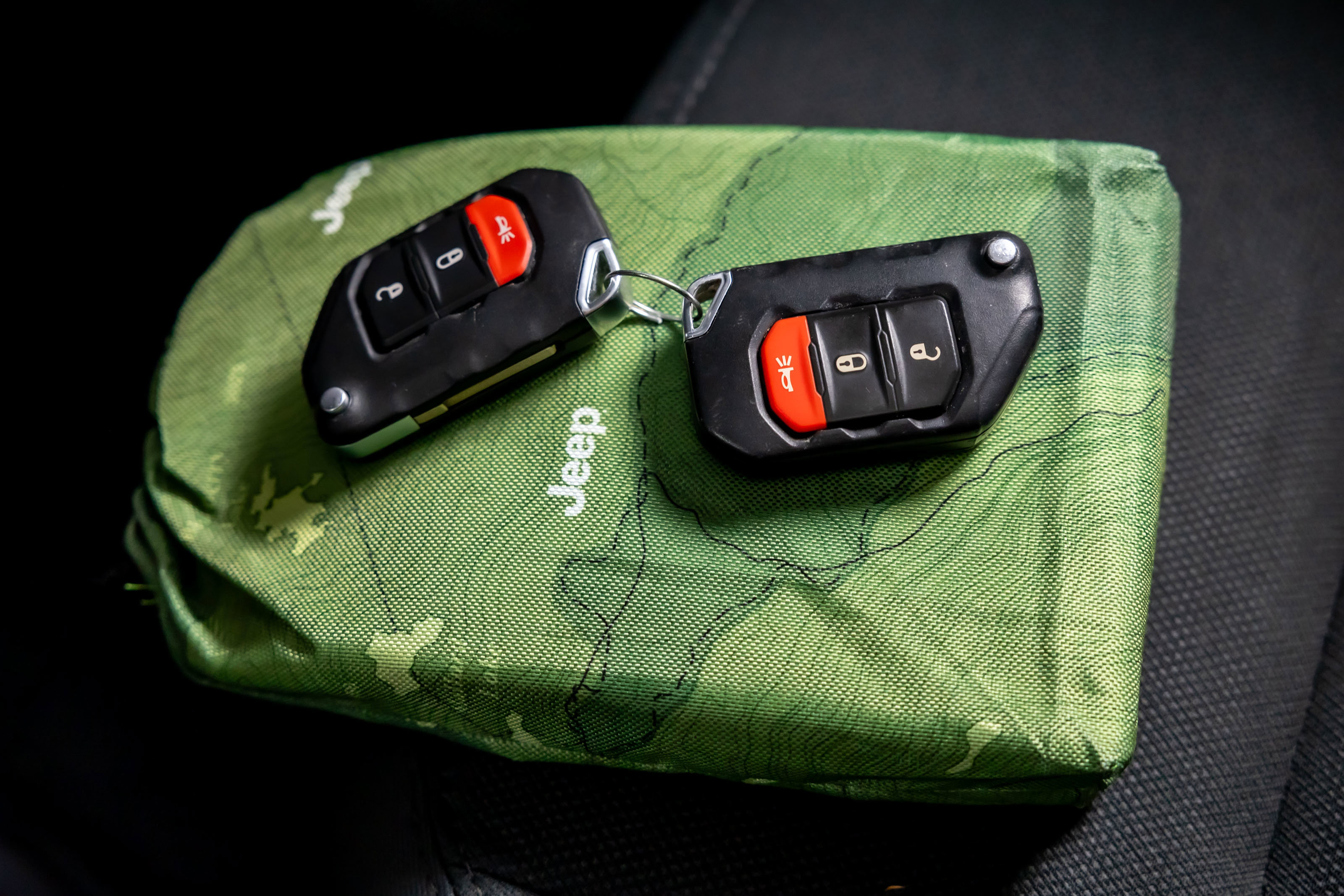 Used 2019 Jeep Wrangler Unlimited Sahara image 38