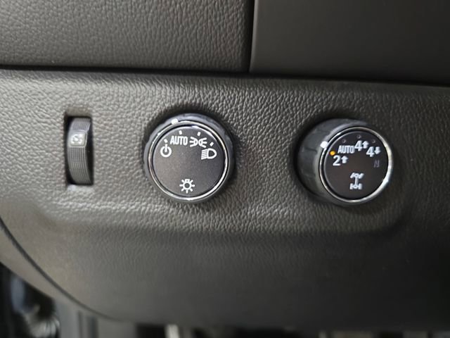 Used 2019 Chevrolet Colorado LT AWD/4WD image 24