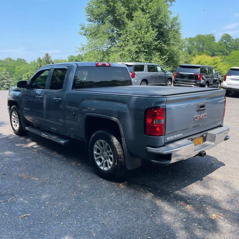 Used 2015 GMC Sierra 1500 SLE w/ SLE Value Package AWD/4WD image 8
