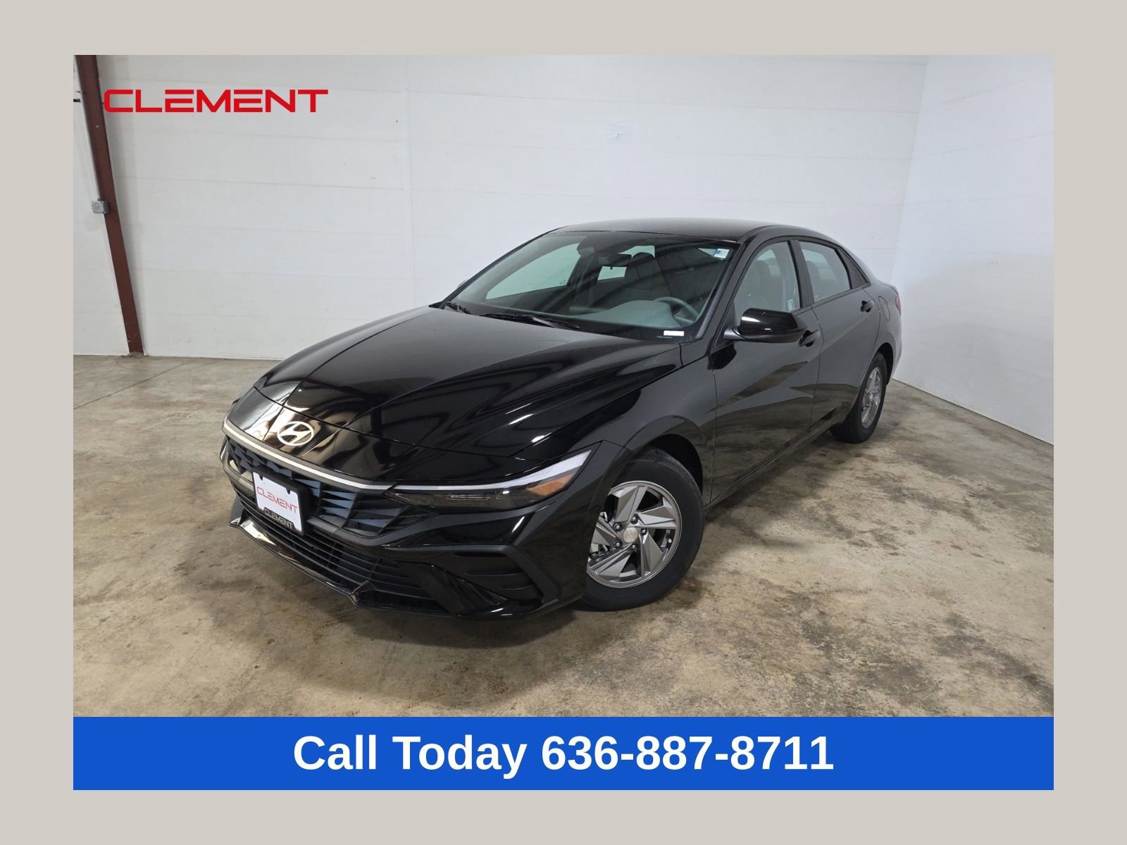 Used 2025 Hyundai Elantra SE