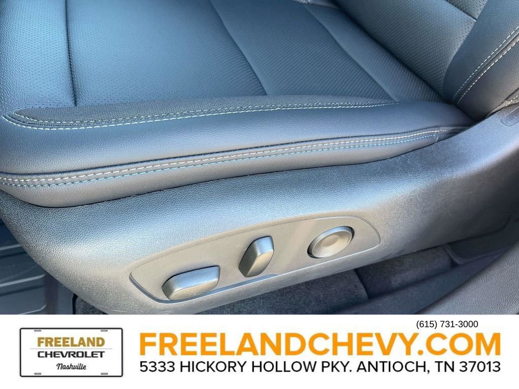 New 2026 Chevrolet Equinox EV LT image 25