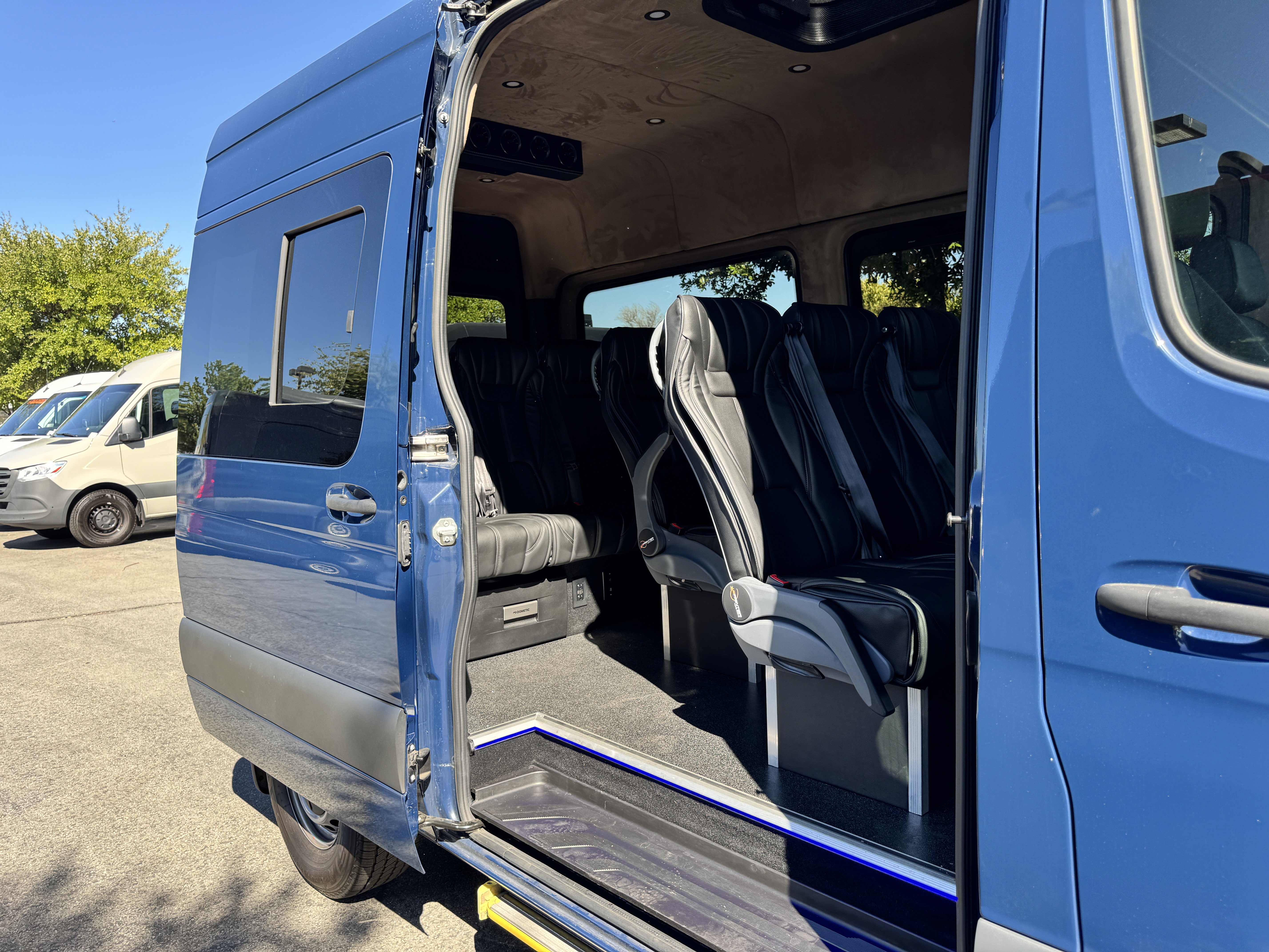 Used 2023 Mercedes-Benz Sprinter 2500 image 10