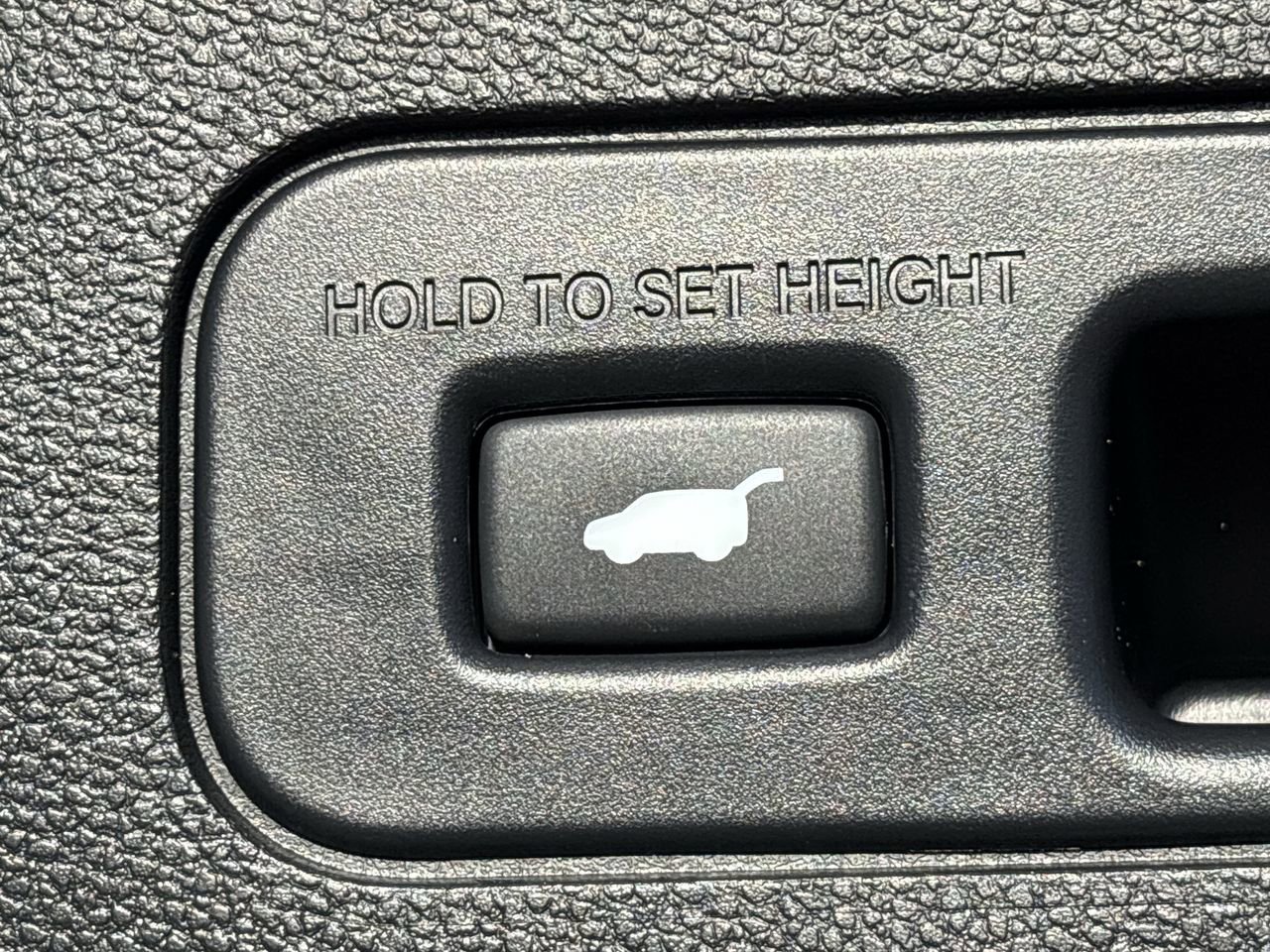 Used 2025 Honda Odyssey Touring image 9