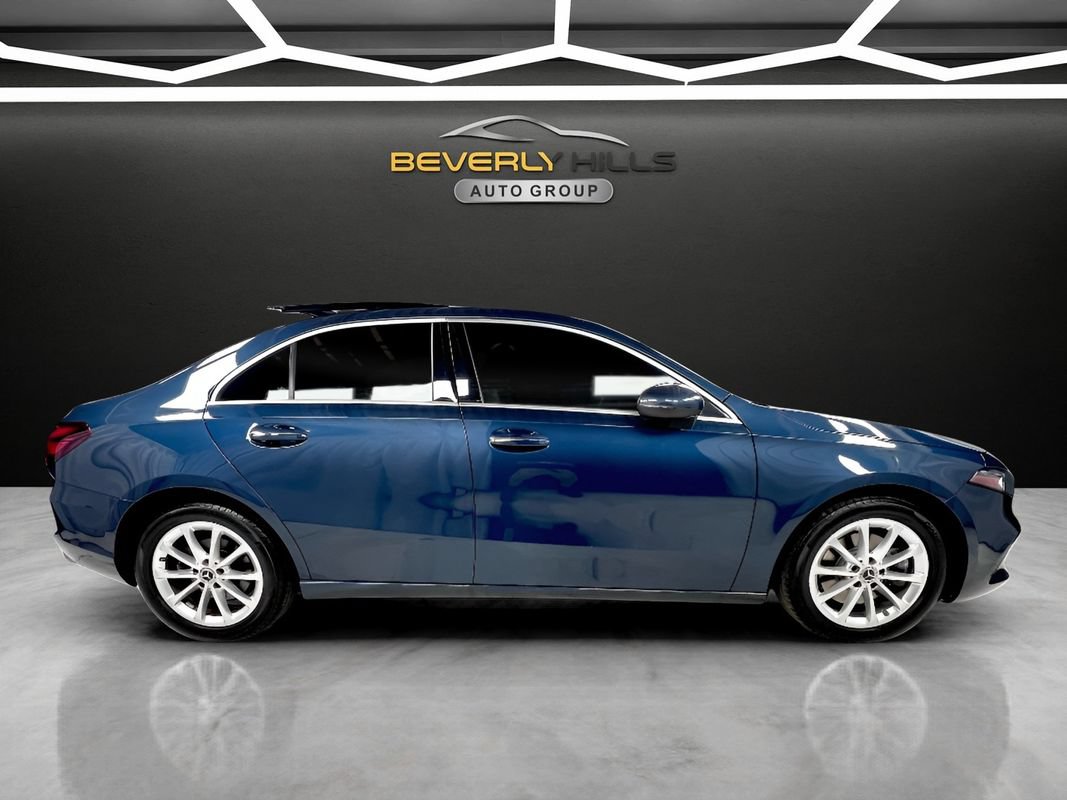 Used 2020 Mercedes-Benz A 220 4MATIC w/ Premium Package image 6