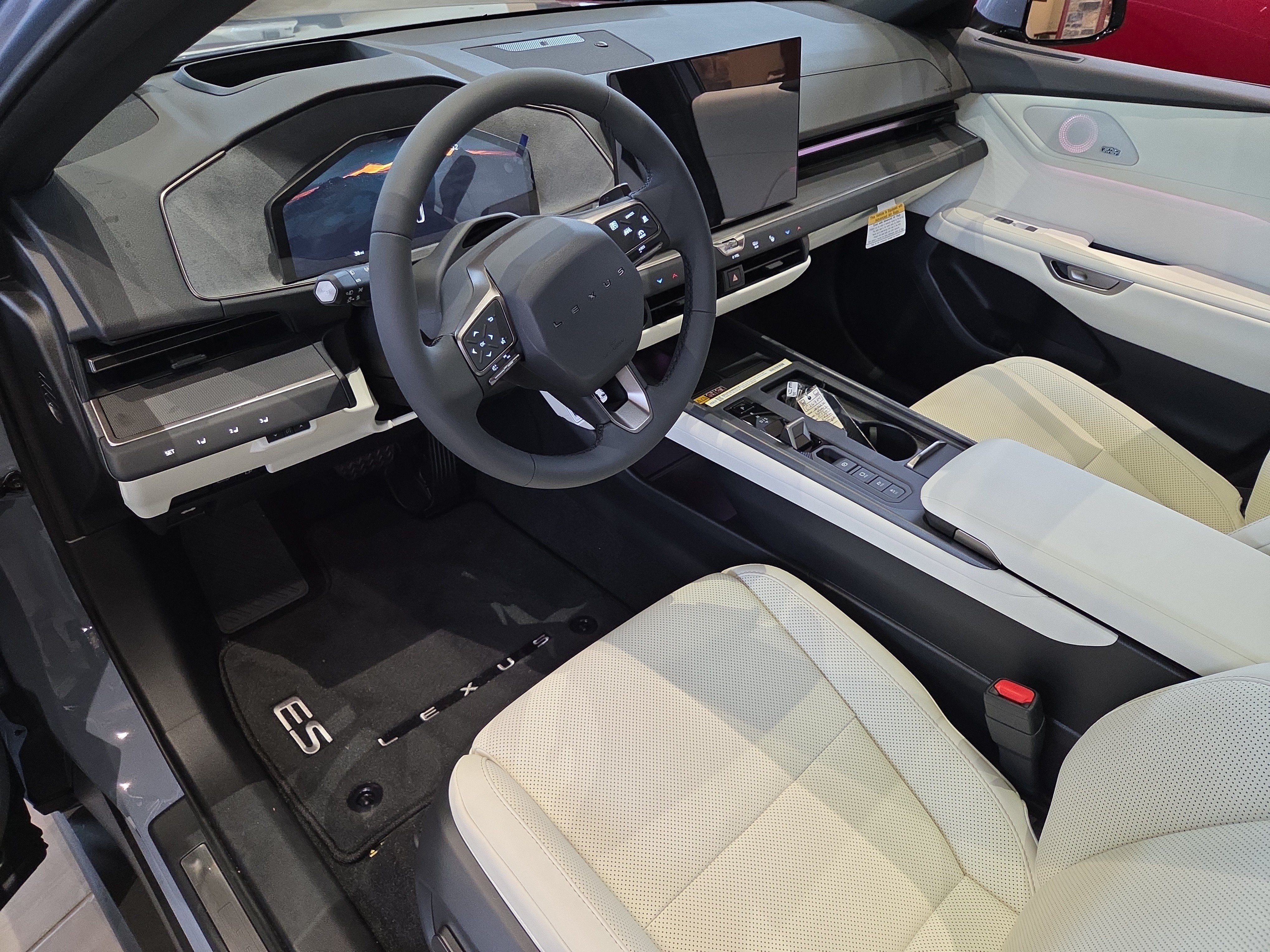 New 2026 Lexus ES 350h AWD image 9