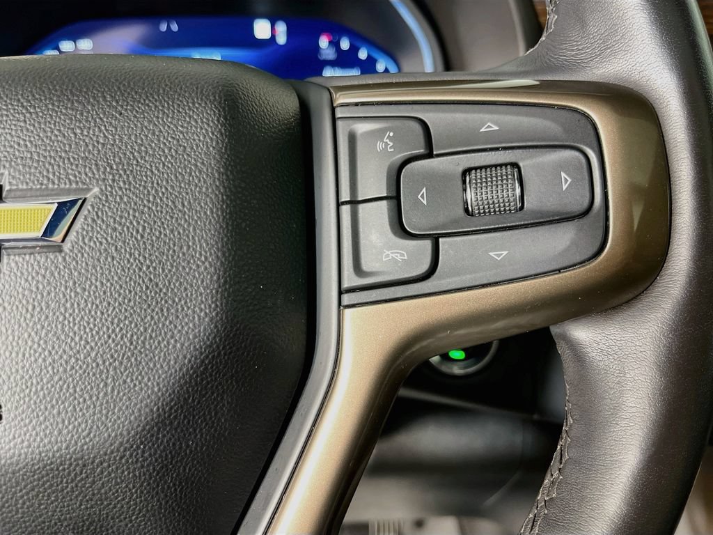 Used 2023 Chevrolet Tahoe High Country w/ Advanced Technology Package AWD/4WD image 17
